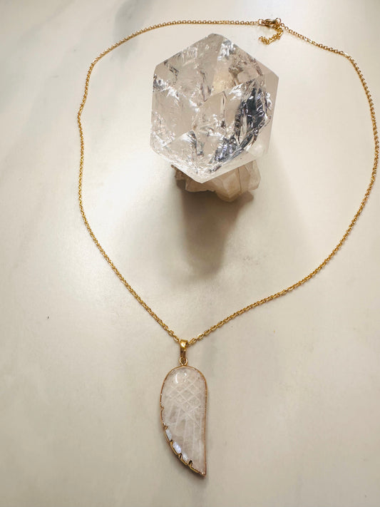 Moonstone Celestine Wing Necklace (Gold)