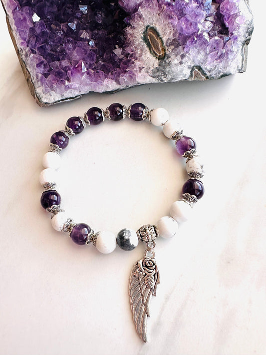 Manifesting~Angel Wing Bracelet Amethyst/Howlite (19cm)